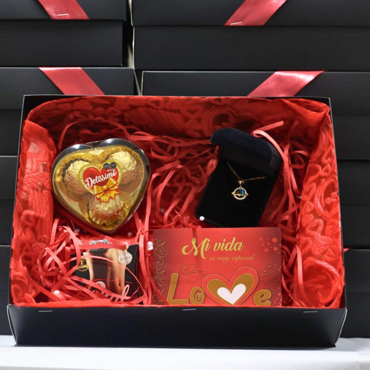 🌹 BOX ROMANTICO POR SAN VALENTIS 💝 2 COLLARES SATURNOS + CHOCLATES + TARJETA DE REGALO + 1 CAJA DE PRESERVATIVOS  💎!